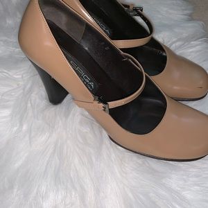 Via Spiga nude pumps